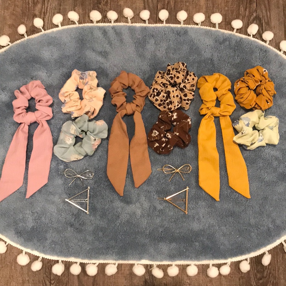 Hair Accessories (13 pieces)